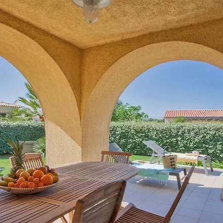 Apartment Location De Olivier Jardin Privatif Et Piscine Chauffee Partagee Calvi (Corsica)