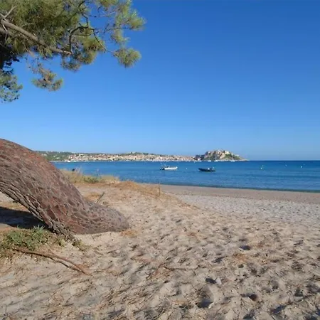 Location De Olivier Jardin Privatif Et Piscine Chauffee Partagee * Calvi (Corsica)