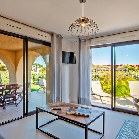 Location De Olivier Jardin Privatif Et Piscine Chauffee Partagee Apartment