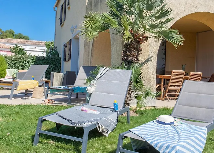 Location De Olivier Jardin Privatif Et Piscine Chauffee Partagee * Calvi (Corsica)