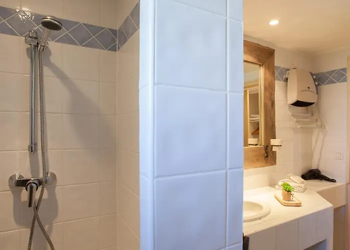 Location De Olivier Jardin Privatif Et Piscine Chauffee Partagee Apartment Calvi (Corsica)