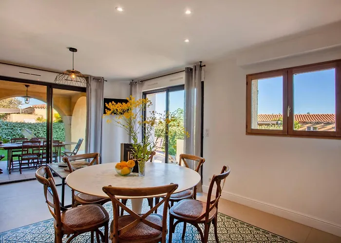 Apartment Location De Olivier Jardin Privatif Et Piscine Chauffee Partagee